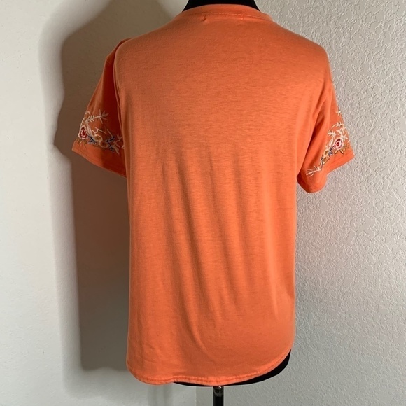 Misslook Orange T-Shirt With Colorful Embroidered Floral Detail Size XL (1153) - Picture 4 of 13
